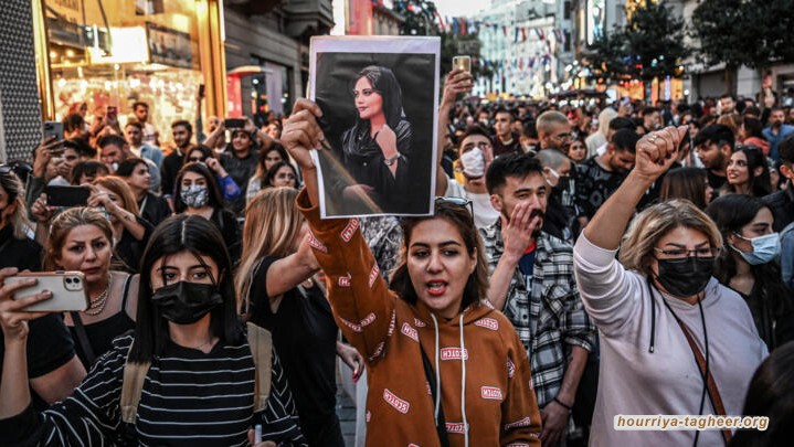 أتلانتيك: لماذا تلتزم السعودية الصمت حيال المظاهرات الإيرانية