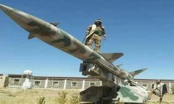الحوثيون يقصفون منطقة عسير بثلاثة صواريخ باليستية