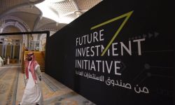 حقائق: هكذا أطلق صندوق الاستثمارات العامة اقتصادا ضارا في السعودية