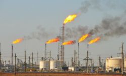 لعبة النفط السعودية تعقد العلاقات مع الولايات المتحدة