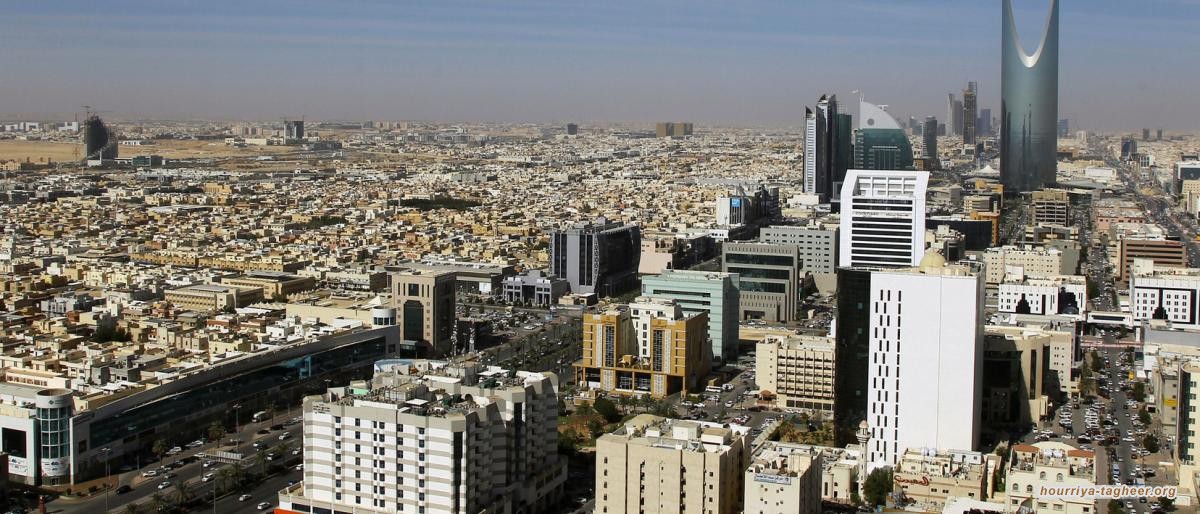 تمديد حظر التجول والطيران والتجمعات في مملكة آل سعود