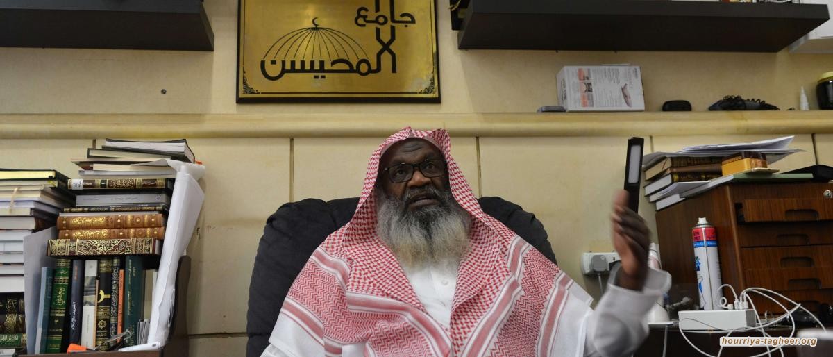 الكلباني يشعل الجدل مجدداً.. أبيات غزل بعد صلاة الجمعة