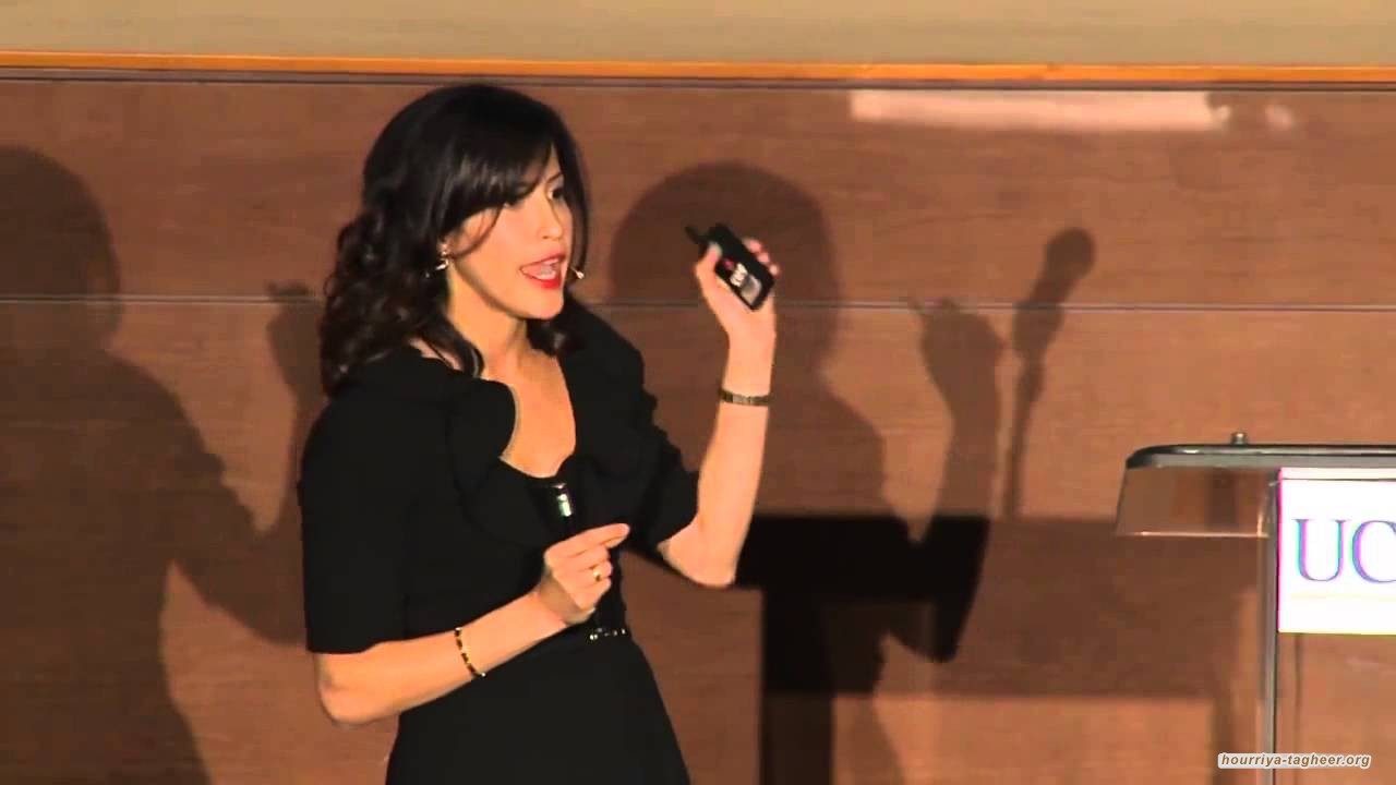 كاتب تافه يصف النقاب ببدعة العثمانيين المتخلفة