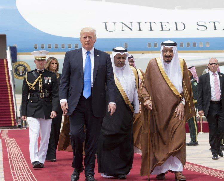 قمم الرياض: استقواء الضعيف بالضعيف