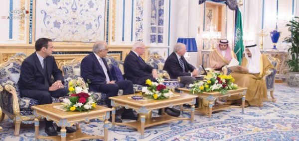 لماذا تتحدث الأبواق الأمريكية عن حدوث ثورة في السعودية؟