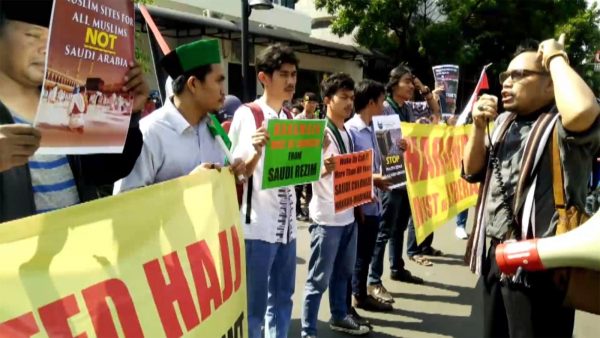 احتجاجات بنيودلهي وجاكرتا ضد تسييس السعودية للحج