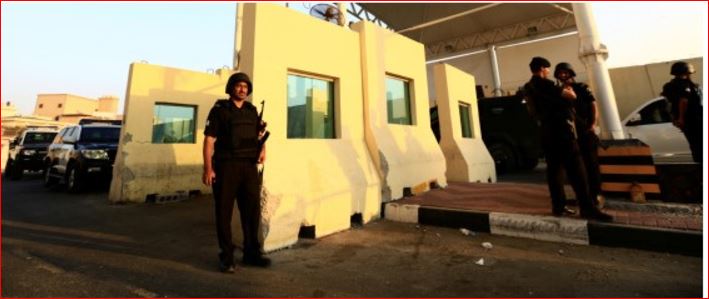 القوات السعودیة تغلق العوامیة بعد انتھاء المعارك