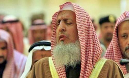 مفتي السعودية يُشعل تويتر بدعوته لتجنيد شباب الخليج إجبارياً