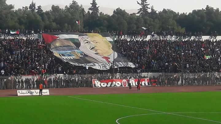 جماهير جزائرية تتهم سلمان بالخيانة .هل تكون بداية انتفاضة عربية ضد ال سعود؟