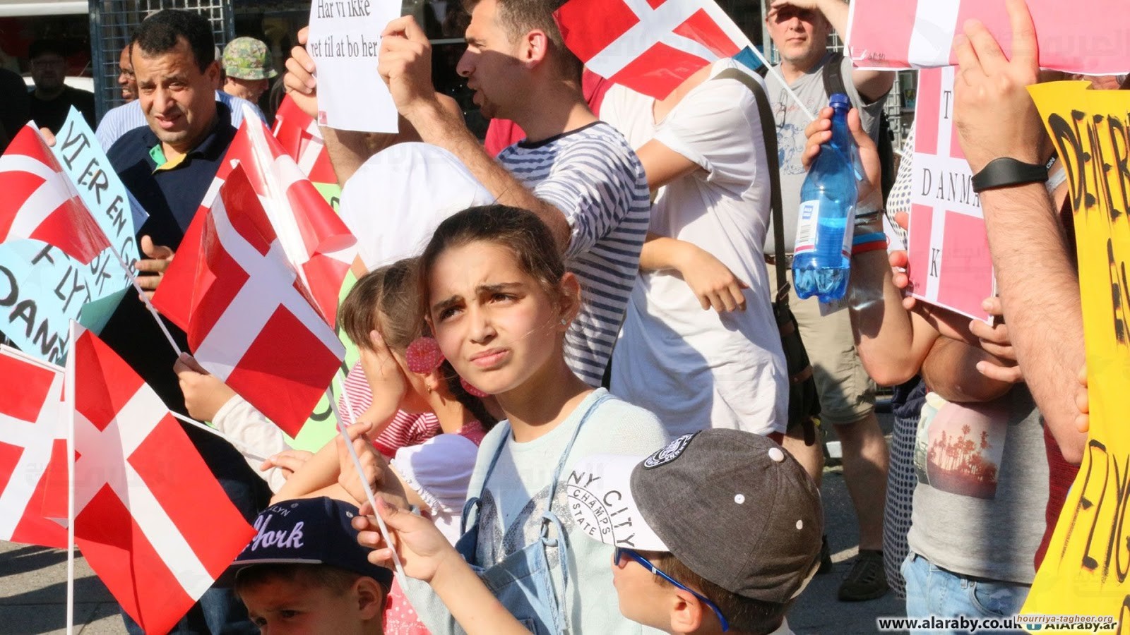 اليسار الدنماركي يطالب بتجميد تصدير الأسلحة للسعودية