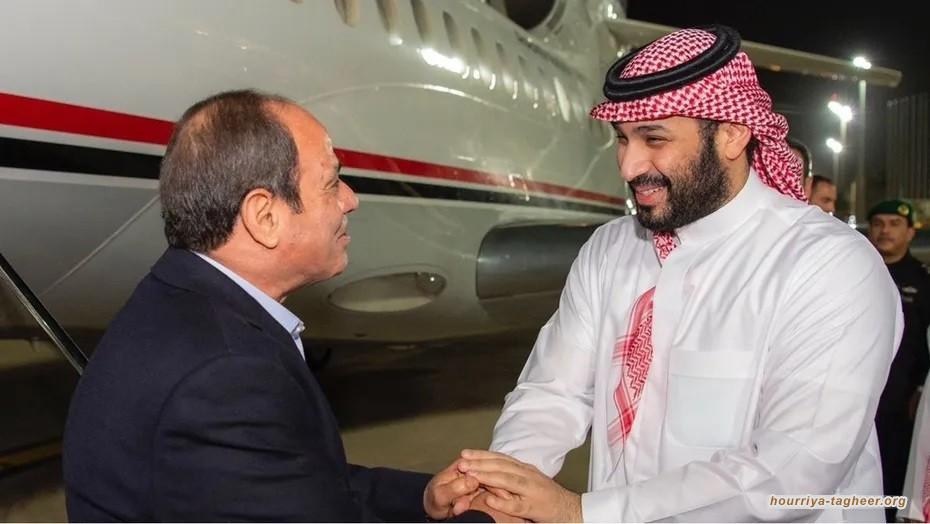 عاهرة تتهم ضرتها بالخيانة