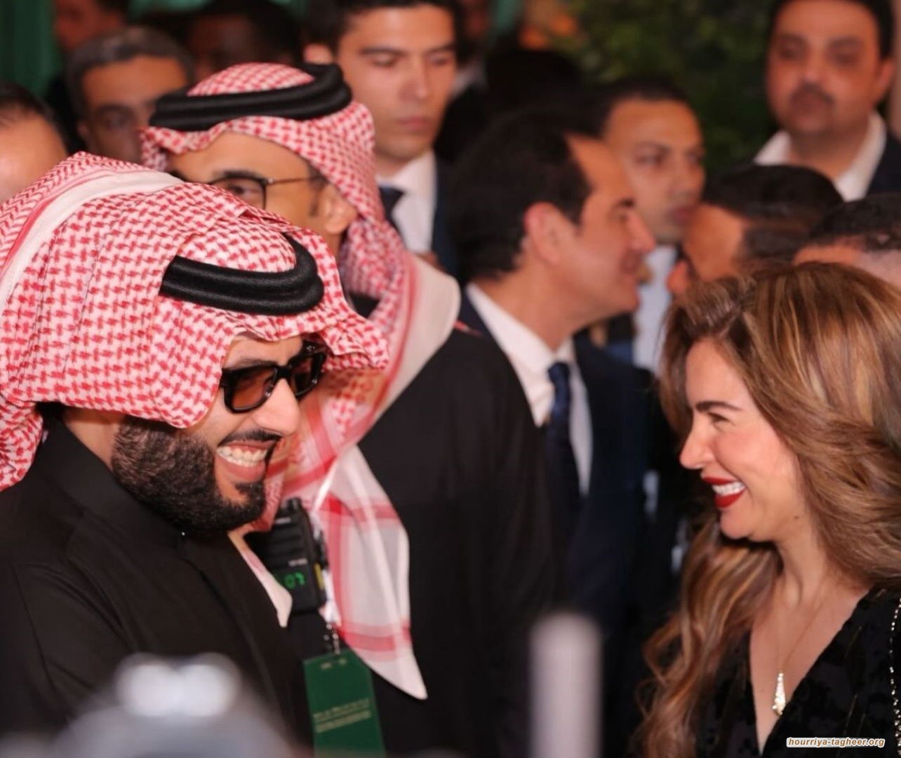 تركي آل الشيخ يغازل مي عز الدين بصورة مثيرة