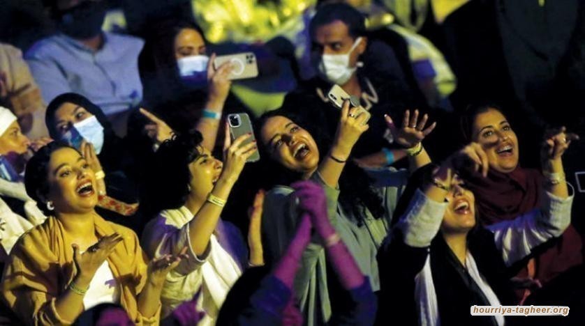 اموال السعودية تصرف على الحفلات الماجنة والمواطن لا يجد فرصة عمل