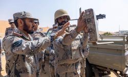 الاحتلال السعودي يخبئ أسلحته بين أكياس القمح