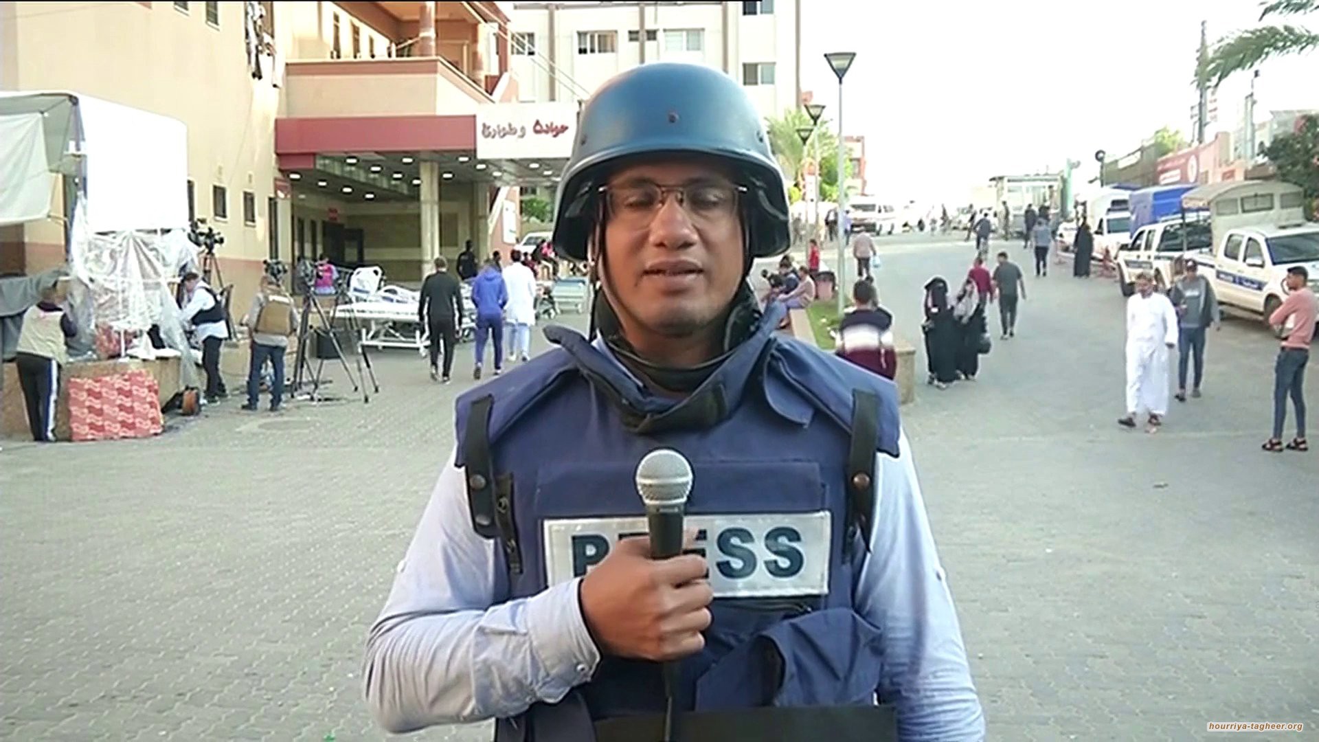 مراسل سعودي يتراجع عن وصفه ضحايا غزة “بالشهداء” ويعتذر