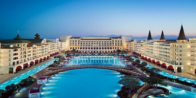 ابن سلمان يتجه للاستيلاء على فنادق محتجزي “الريتز كارلتون” في باريس ونيويورك وجنيف