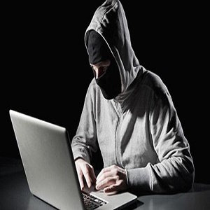 “القرصنة الإلكترونية” سلاح السعودية في ملاحقة المعارضين بالخارج