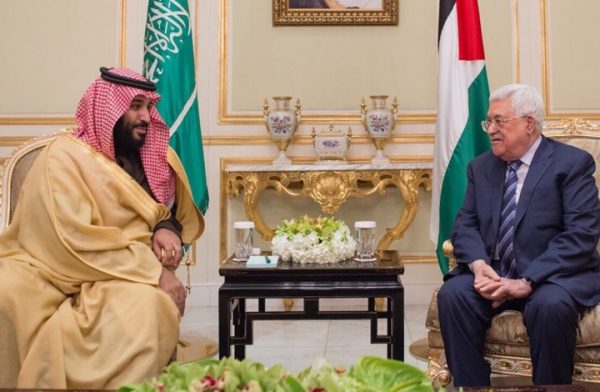ابن سلمان حاول مجددا الضغط على عباس لدعم خطة ترامب