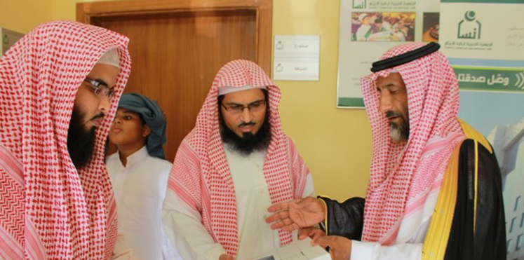 عصام العويد.. من داعية مرموق في السعودية إلى متهم بـ”الإرهاب”