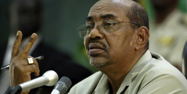 البشير في الميزان السعودي.. تأجير الجيش أو الانقلاب (تحليل)