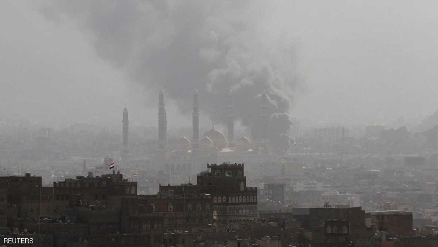 الصحافة العالمية تحذر من فتنة صنعاء وتؤكد أن السعودية هي سبب بلاء اليمن فلا مكان لصفقات جديدة معها