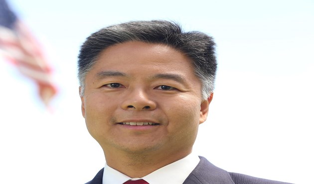 نائب أميركي يدعو لوقف تسليح السعودية والانسحاب من تحالفها ضد اليمن