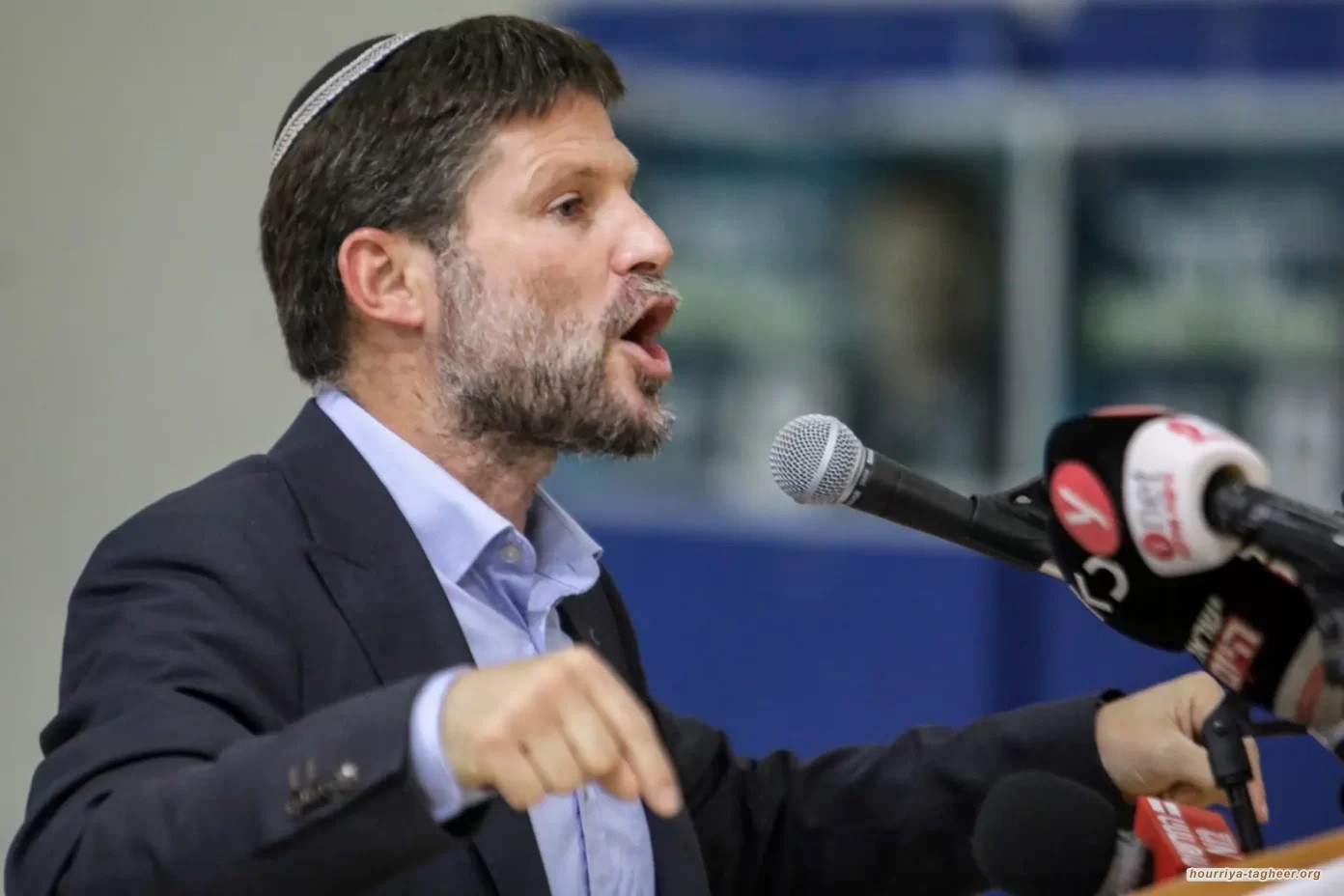 إهانة صهيونية يتقبلها السعاودة بكل رحابة صدر: هل تذكرون جورج قرداحي