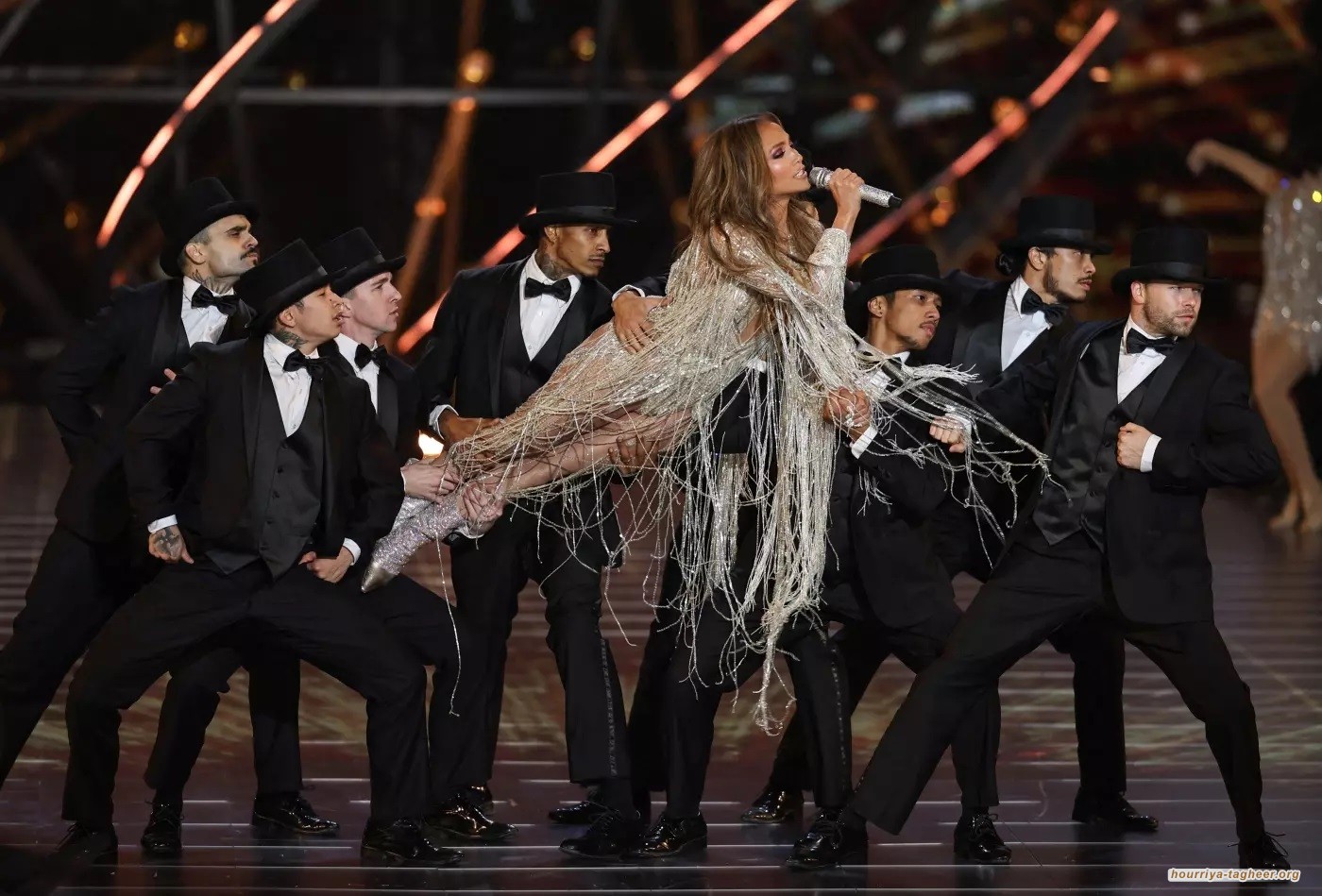 أمراء ال سعود يديرون مشاهد الترفيه الليلية