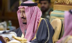إعفاءات وتحويل هيئات إلى وزارات.. ماذا يحدث في مملكة آل سعود؟