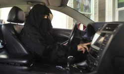 وأخيرًا سمحت الرياض للنساء بالقيادة.. لا تظنوا ذلك إصلاحا