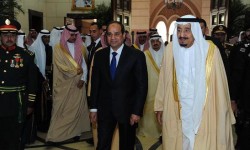 “ميدل إيست مونيتور”: السعودية تتفن في معاقبة المصريين نكاية في السيسي