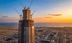 الشكوك تحيط بإمكانية إنجاز مشروع برج جدة