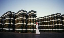 السعودية تبدأ صراعاً مكتوماً مع روسيا لتلبية طلب الصين على النفط