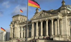 ألمانيا تمدد وقف تصدير السلاح إلى السعودية