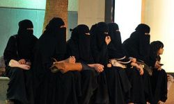 العنف ضد النساء في مملكة آل سعود يكرس تعسف آل سعود بحقوقهن